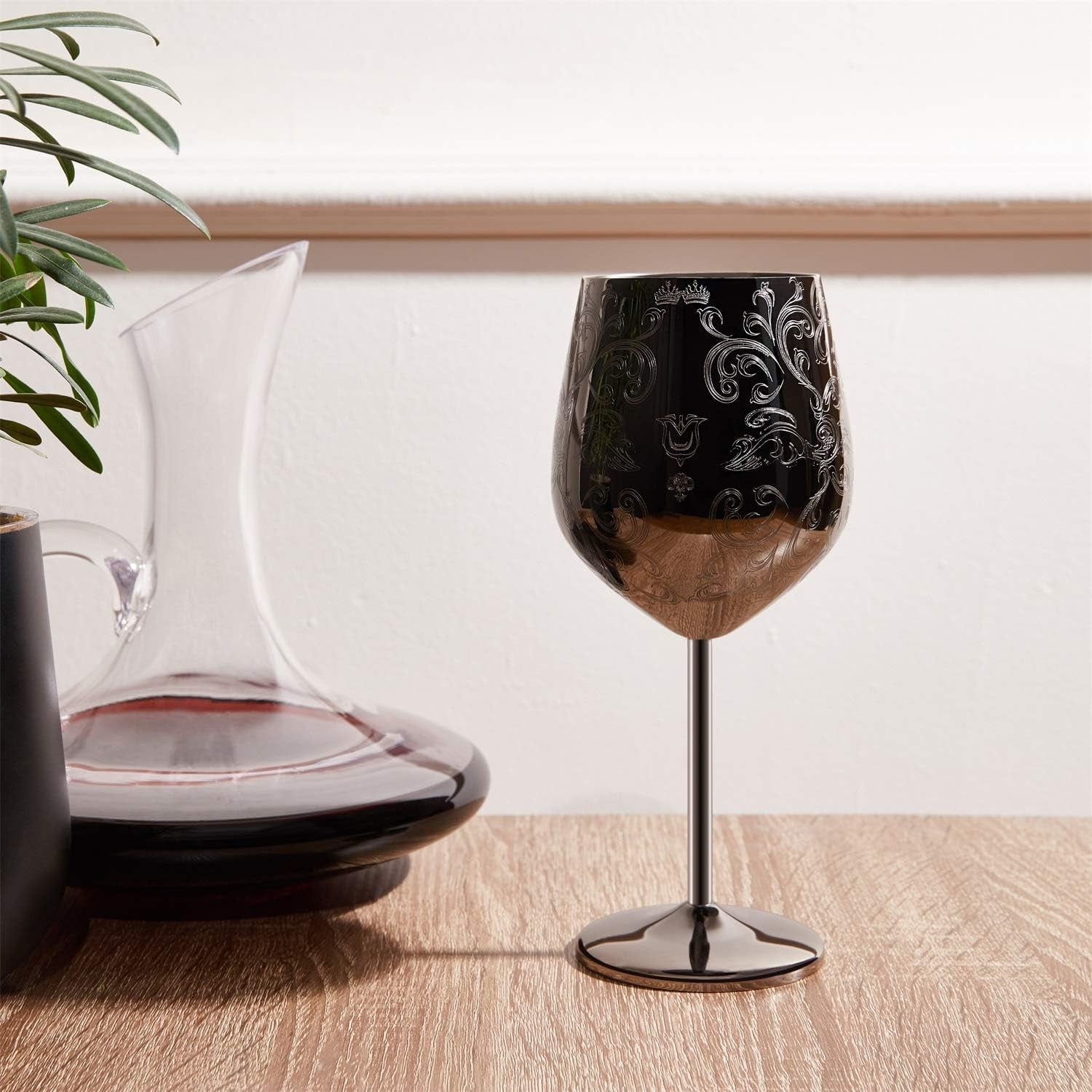 Baroque Engraved Stainless Steel Wine Goblets (Set of 2), detail view